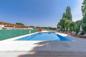 piscina appartamento in vendita lignano sabbiadoro